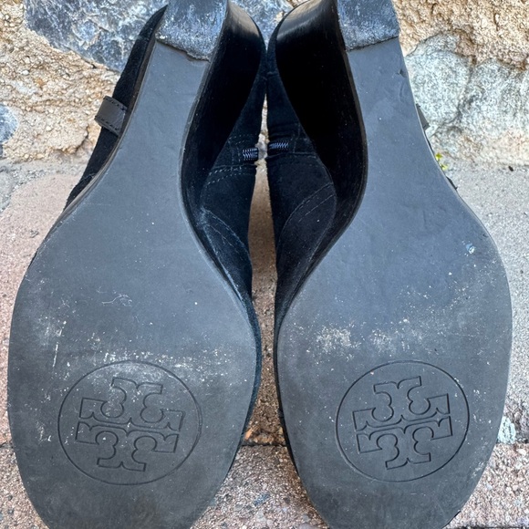Tory Burch Black Suede Ankle Boots Size 8 - Picture 6 of 6